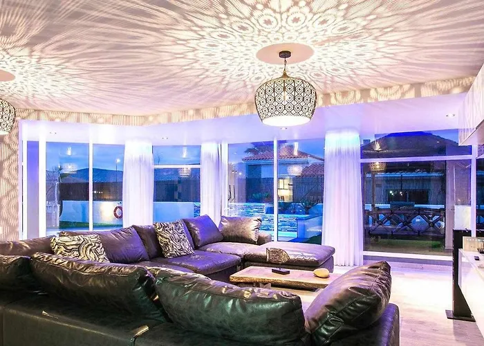 Villa Dreams Luxury *