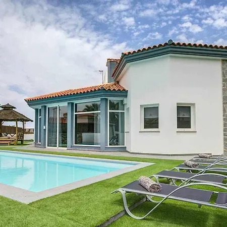 Villa Dreams Luxury *